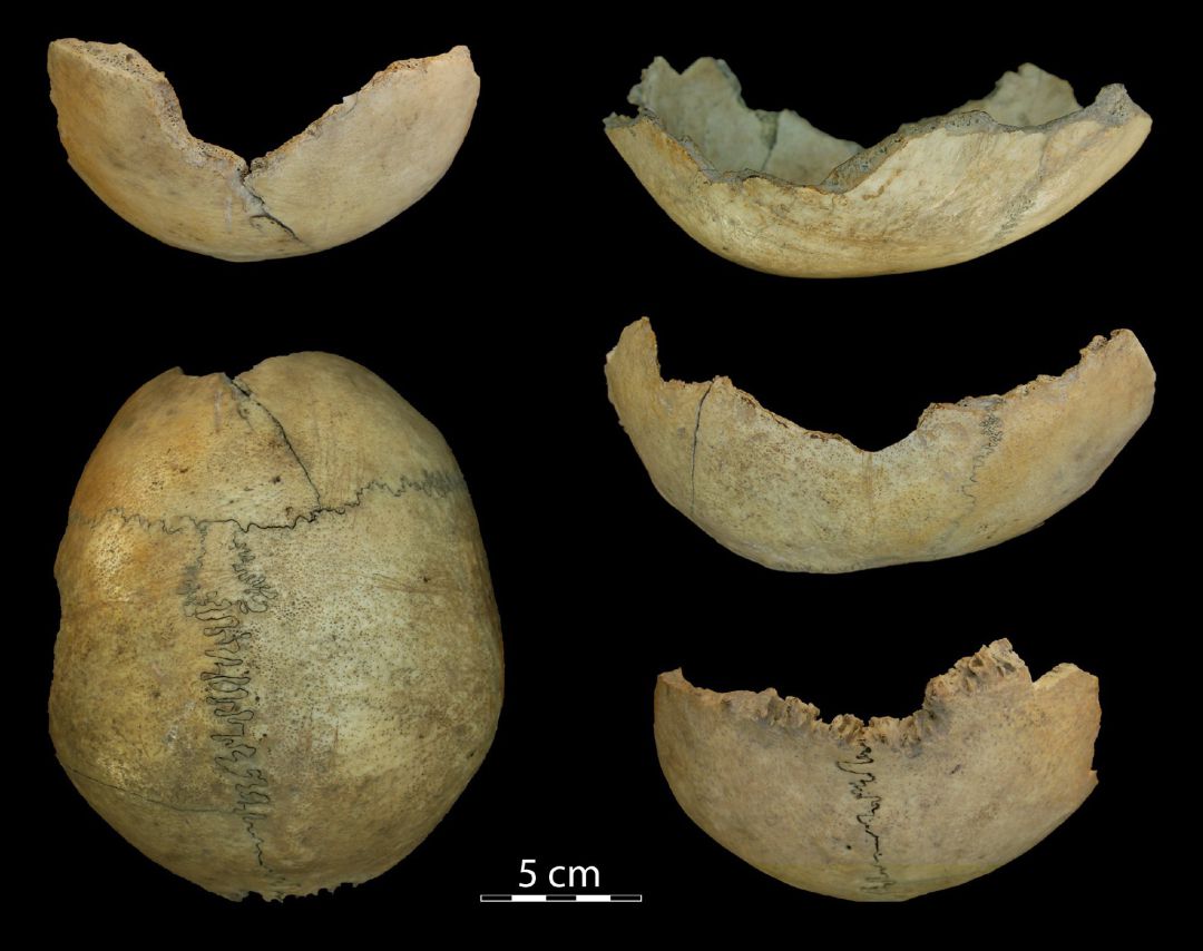Nota Restos Arqueológicos Cueva Del Toro Nota Restos Arqueológicos Cueva Del Toro