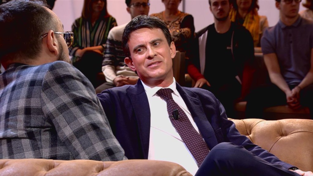 Manuel Valls se sienta en el 'Chester' de Risto Mejide Manuel Valls se sienta en el 'Chester' de Risto Mejide