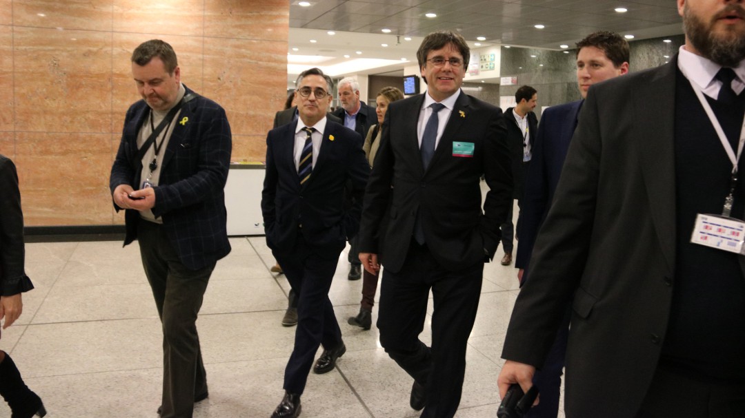 El regreso de Puigdemont y su falsa promesa de inmunidad
