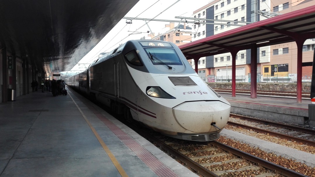 Suárez Quiñones ratifica el compromiso de la Junta con el Bierzo para el Corredor Atlántico ferroviario