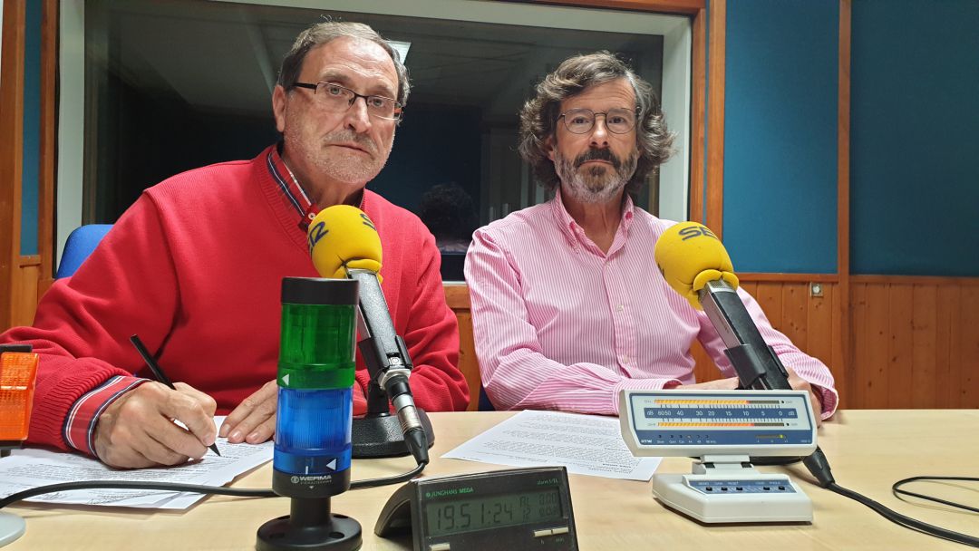 Chusmanu Zaballa y Antonio Gómez en la tertulia de la Ventana Chusmanu Zaballa y Antonio Gómez en la tertulia de la Ventana