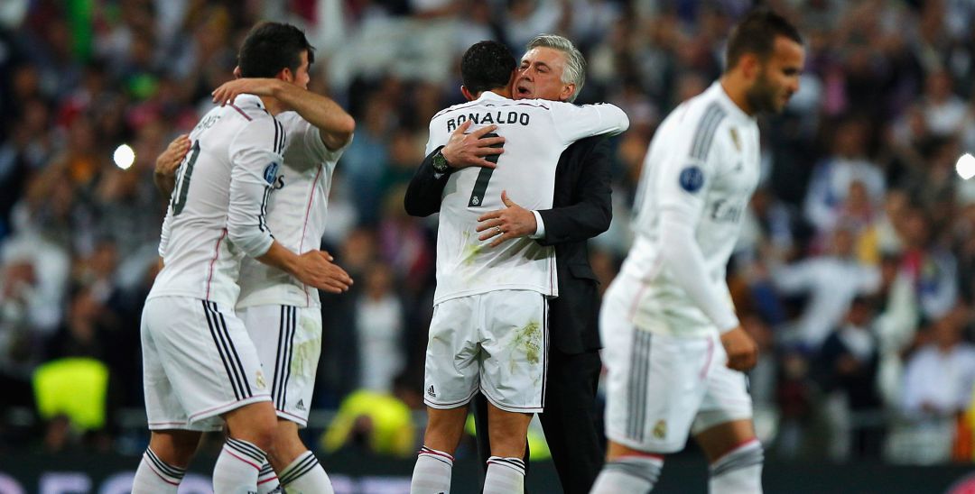 Ancelotti y Cristiano Ronaldo se abrazan tras un partido en 2015 Ancelotti y Cristiano Ronaldo se abrazan tras un partido en 2015