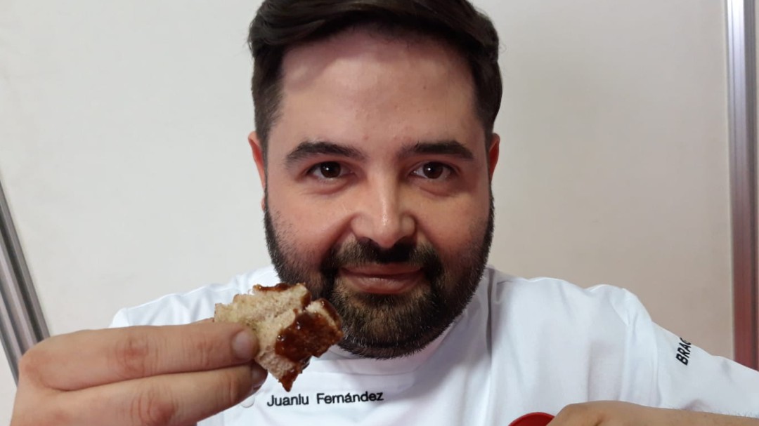 El chef de las salsas mezcla Francia con Andalucía para hacerte mojar pan