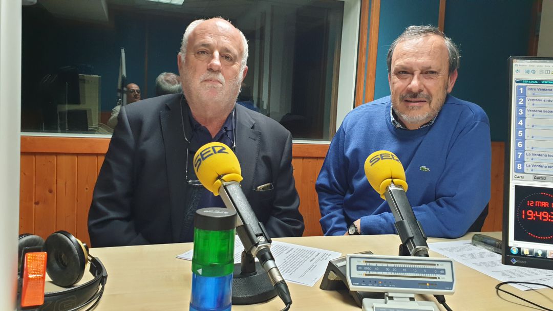 Javier Gómez Acebo y Joaquín Rubio Soler en el estudio de Radio Santander Javier Gómez Acebo y Joaquín Rubio Soler en el estudio de Radio Santander
