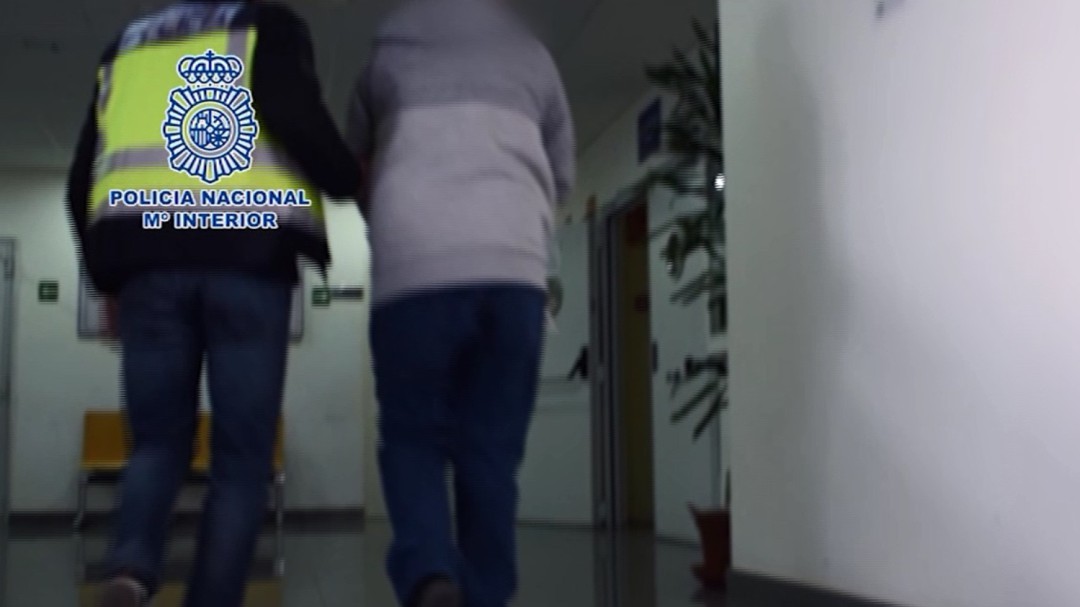 Detenido un hombre de 68 años por intercambiar archivos pedófilos