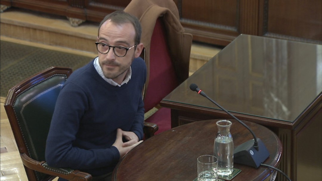 La Fiscalía pide denunciar por falso testimonio al responsable de difusión institucional de la Generalitat