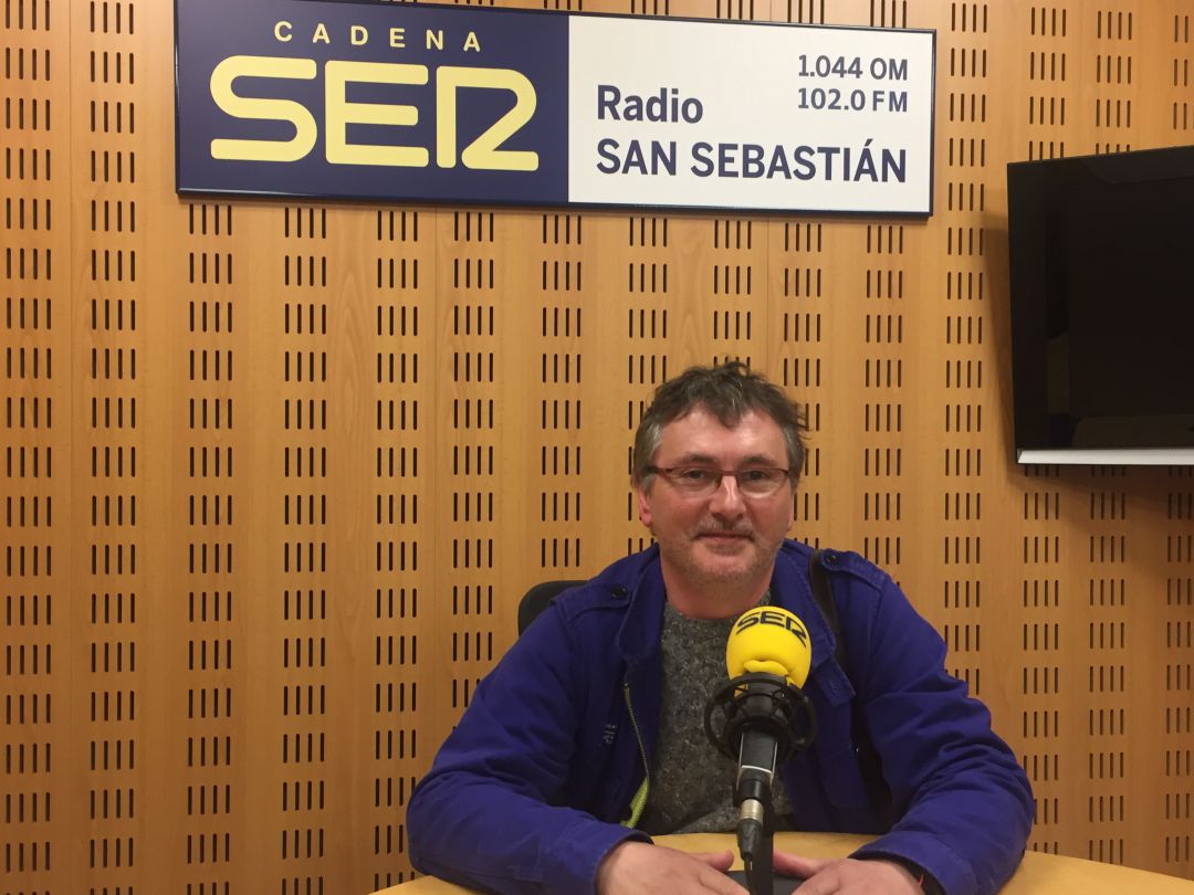 Andoni Luis Aduriz: "En Mugaritz pasan tantas cosas que hasta damos de comer" Andoni Luis Aduriz: "En Mugaritz pasan tantas cosas que hasta damos de comer"