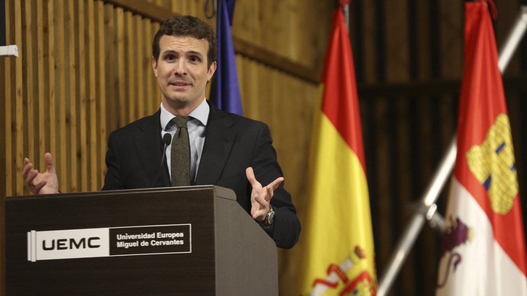 Pablo Casado, entre las fake news y la posverdad