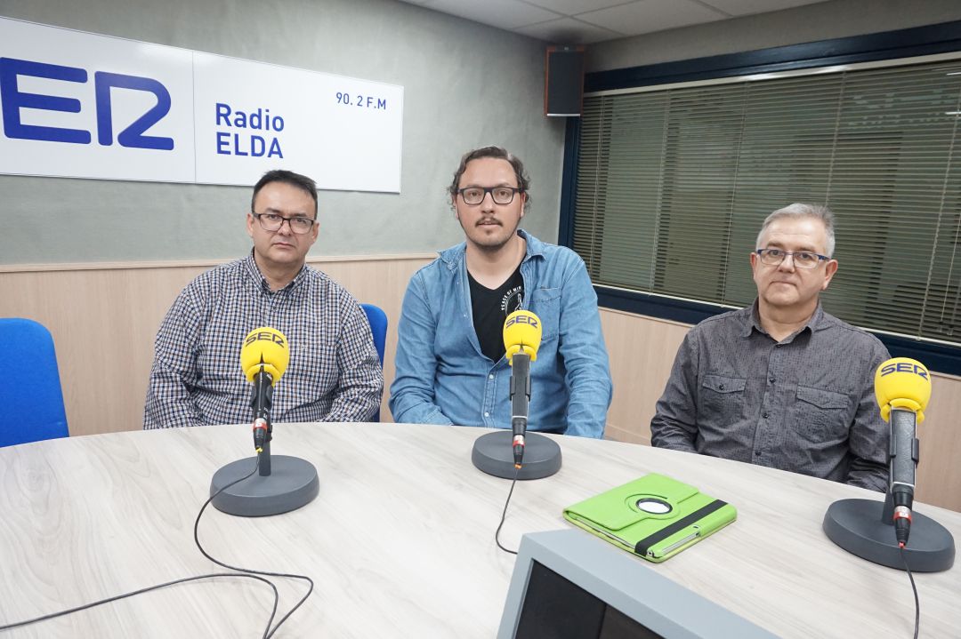 Tendero, Amat y Mira en Radio Elda Cadena SER (de izq a drch) Tendero, Amat y Mira en Radio Elda Cadena SER (de izq a drch)