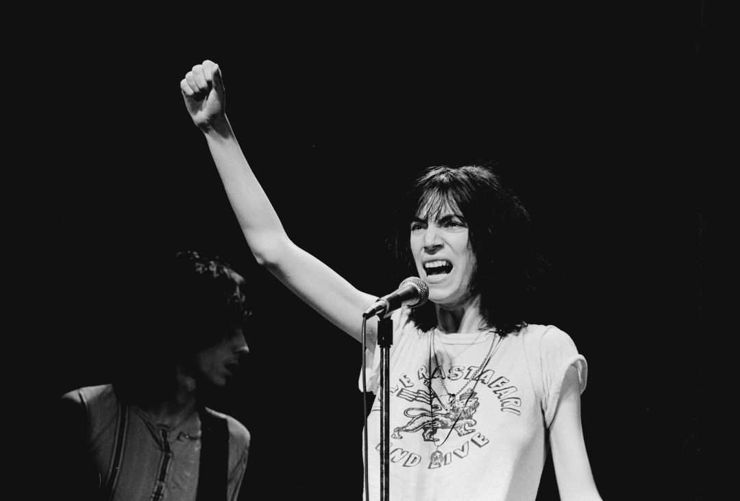 Patti Smith durante una actuación en Nueva York en 1975 Patti Smith durante una actuación en Nueva York en 1975