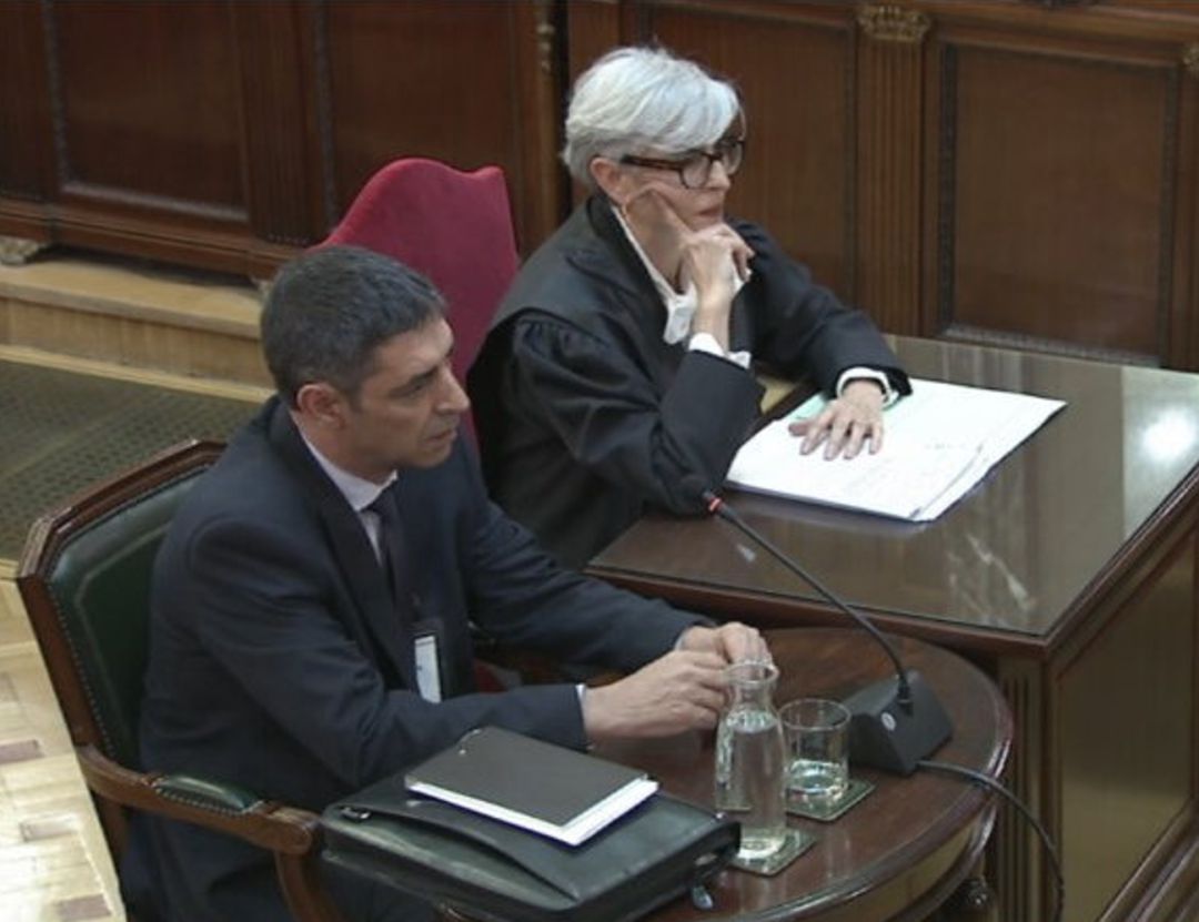 Josep Lluis Trapero, durante su declaración ante el tribunal del juicio al procés. Josep Lluis Trapero, durante su declaración ante el tribunal del juicio al procés.