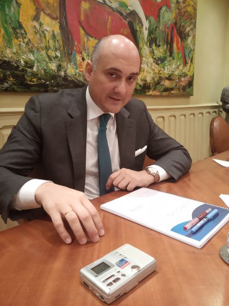 El abogado del despacho Lupicinio Internacional, Jose María Viñals, durante la conversación con la CADENA SER, sobre las repercusiones legales del levantamiento del articulo III de la Ley Helms Burton para las empresas españolas El abogado del despacho Lupicinio Internacional, Jose María Viñals, durante la conversación con la CADENA SER, sobre las repercusiones legales del levantamiento del articulo III de la Ley Helms Burton para las empresas españolas
