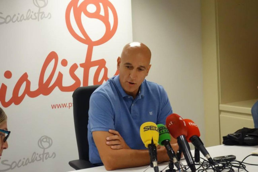 Diez pide que el PSOE trate por igual a todas las personas salpicadas por la Enredadera Diez pide que el PSOE trate por igual a todas las personas salpicadas por la Enredadera
