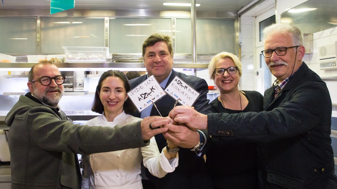 Nace la iniciativa 'Buscando los sabores de Arzak' en San Sebastián