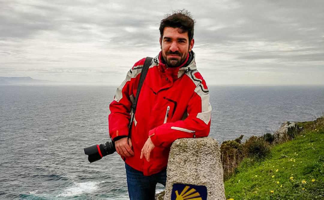 Víctor Gómez, siempre con la cámara a punto. Víctor Gómez, siempre con la cámara a punto.