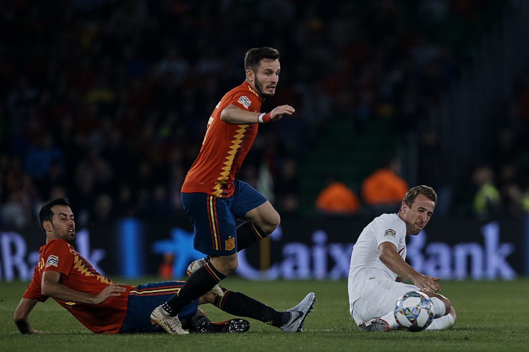 Saúl Ñíguez durante el encuentro frente a Inglaterra Saúl Ñíguez durante el encuentro frente a Inglaterra