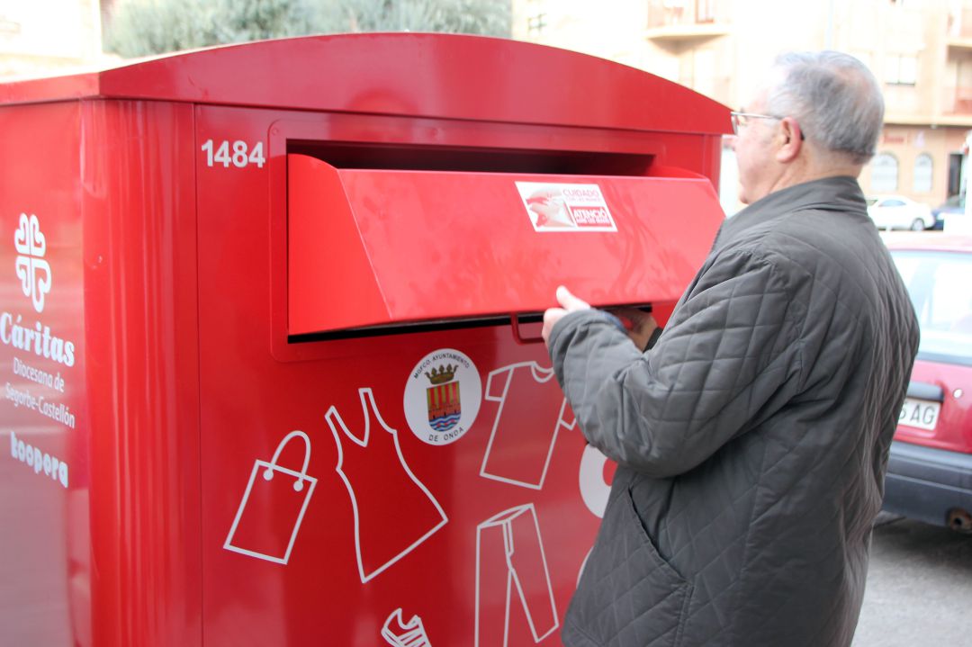 Ropa usada Onda: Onda recoge 63 toneladas de ropa usada mediante una empresa de inserción Ropa usada Onda: Onda recoge 63 toneladas de ropa usada mediante una empresa de inserción