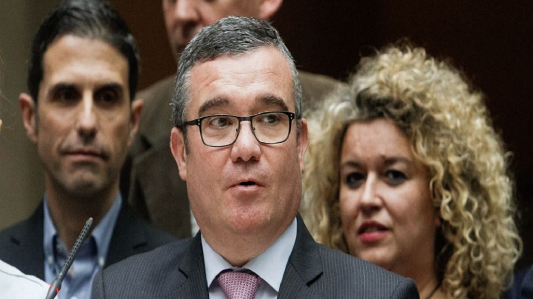 La Junta Electoral sanciona al alcalde de Arganda por hacer propaganda tras la convocatoria de elecciones