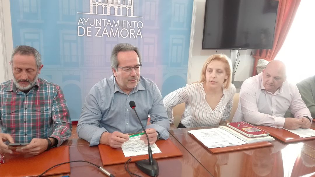 Rueda de prensa de los alcaldes de Zamora, Francisco Guarido, y Rolaes, Berna Miguel Rueda de prensa de los alcaldes de Zamora, Francisco Guarido, y Rolaes, Berna Miguel