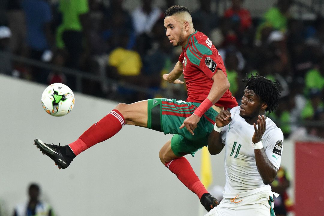 El marroquí En Nesyri (i) y el costamarfileño Franck Kessie durante la última Copa de Africa. El marroquí En Nesyri (i) y el costamarfileño Franck Kessie durante la última Copa de Africa.