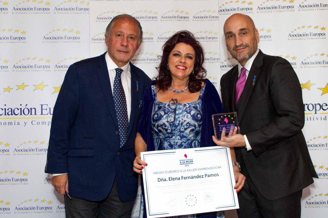 Elena Fernández distinguida con un Premio Europeo Elena Fernández distinguida con un Premio Europeo