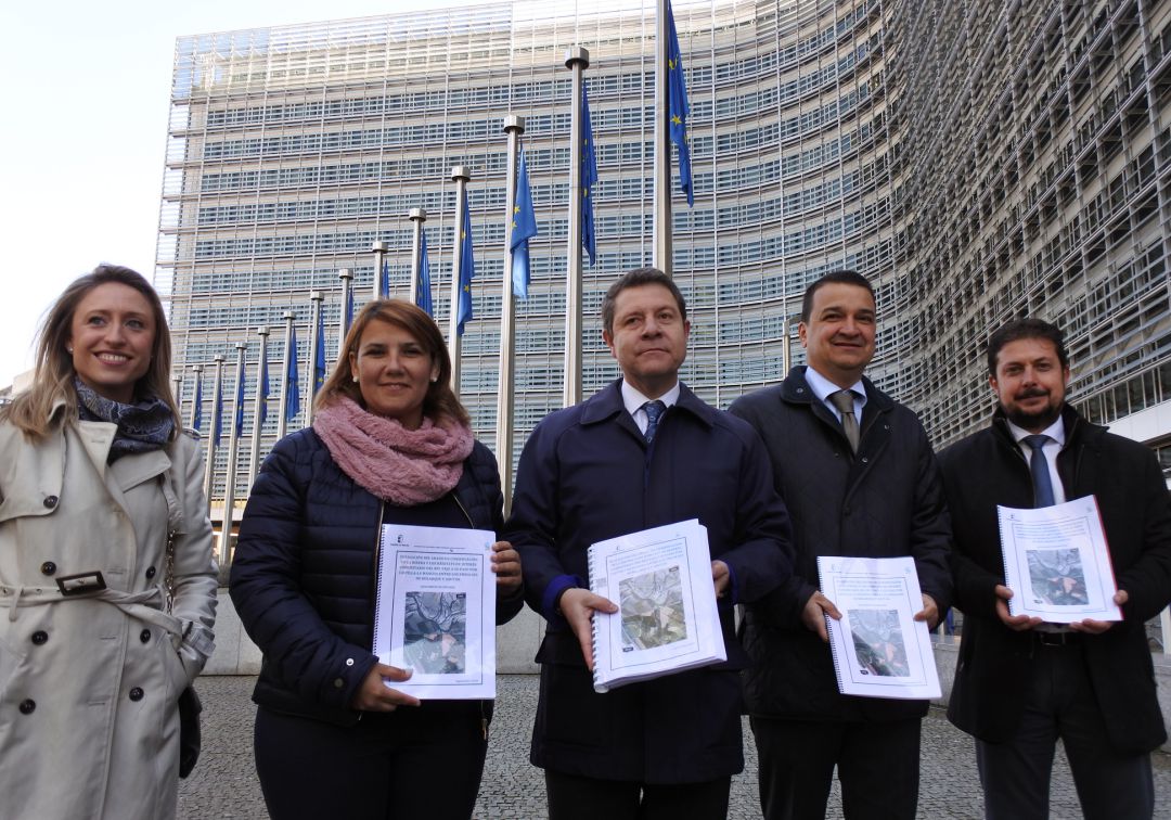 García-Page quiere que Bruselas obligue a España a cumplir la ley con el Tajo