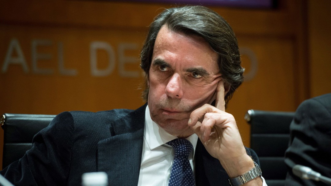 Aznar carga contra las políticas que buscan recuperar la memoria histórica