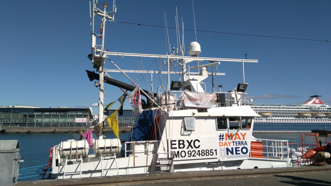 El buque de rescate Aita Mari llega a A Coruña