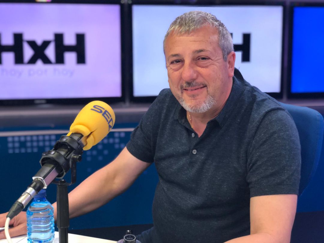 Marcos Hourmann: "Hay dilemas humanos que van más allá de la razón" Marcos Hourmann: "Hay dilemas humanos que van más allá de la razón"