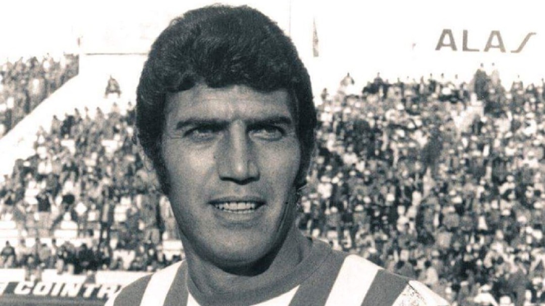 Rogelio Sosa, la 'zurda de caoba' del Real Betis, muere a los 75 años