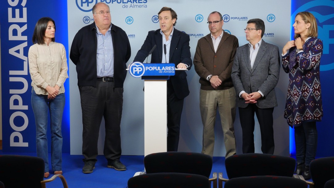 La lista del PP de Almería al Senado, atascada