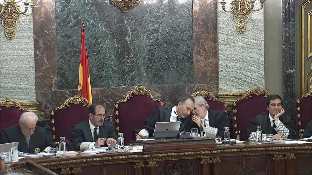 Odio y escupitajos en el Tribunal Supremo