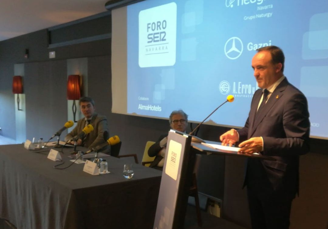 Javier Esparza, en el Foro SER Navarra