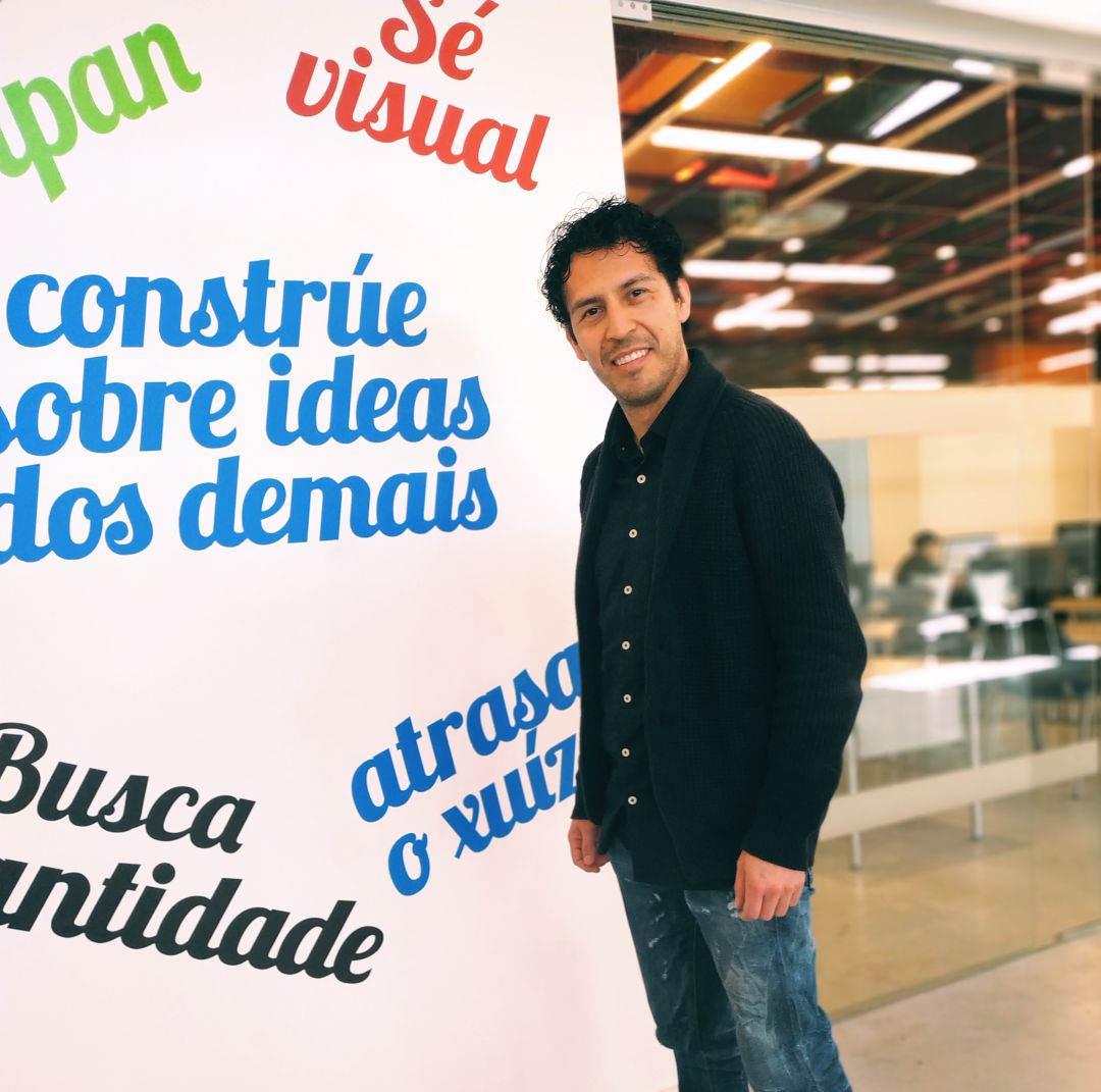 Nilton Navarro, responsable de contenidos digitales y redes sociales en Infojobs Nilton Navarro, responsable de contenidos digitales y redes sociales en Infojobs