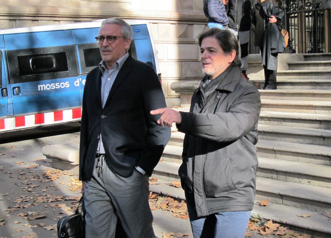 La Secretaría de Medidas Penales, Reinserción y Atención a la Víctima de la Generalitat ha concedido el tercer grado inicial al exdiputado de CiU en el Parlament Oriol Pujol, condenado a dos años y medio de cárcel por el caso ITV. La Secretaría de Medidas Penales, Reinserción y Atención a la Víctima de la Generalitat ha concedido el tercer grado inicial al exdiputado de CiU en el Parlament Oriol Pujol, condenado a dos años y medio de cárcel por el caso ITV.