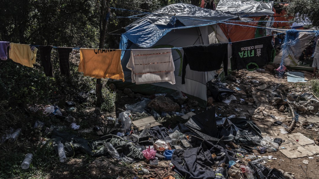 Balance de tres años del pacto UE-Turquía: 12.000 refugiados hacinados