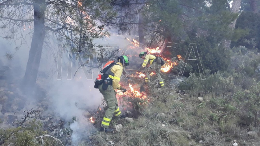 Incendio en Iznatoraf