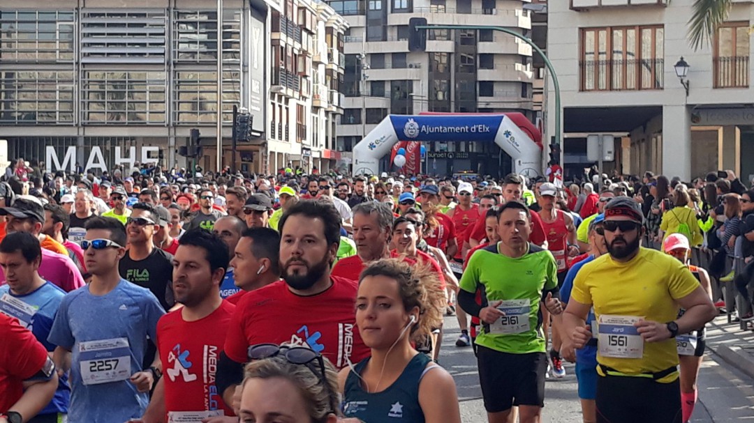 Los etíopes Gebrie Jenberie y Urge Eresa ganan la Media Maratón de Elche