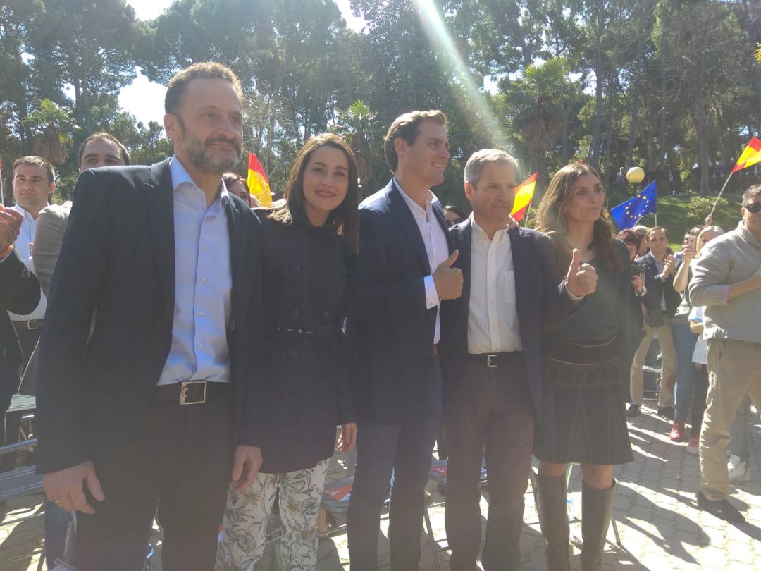 Albert Rivera e Inés Arrimadas en Zaragoza Albert Rivera e Inés Arrimadas en Zaragoza
