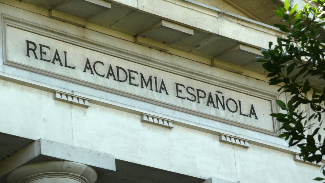 El Gobierno lanza a la RAE un salvavidas de 5 millones