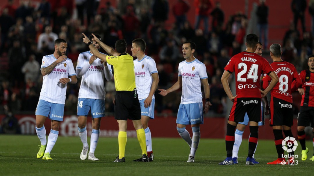 El Real Zaragoza se hunde en Mallorca (3-0) y deberá seguir remando hacia la salvación