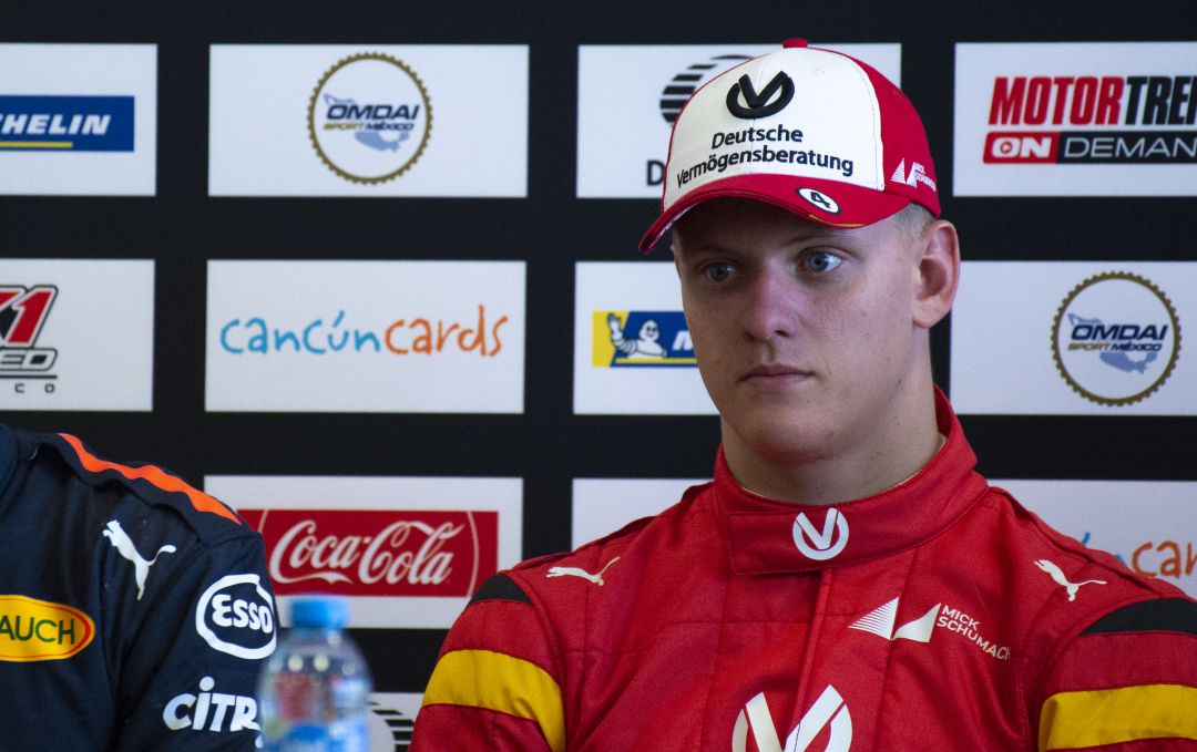 Mick Schumacher se estrenará a bordo de un Fórmula 1 la próxima semana en Baréin. Mick Schumacher se estrenará a bordo de un Fórmula 1 la próxima semana en Baréin.