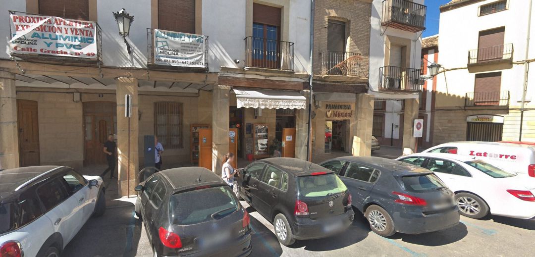 Administración de Lotería número 2 de Baeza, en la calle Portales Zapatería. Administración de Lotería número 2 de Baeza, en la calle Portales Zapatería.