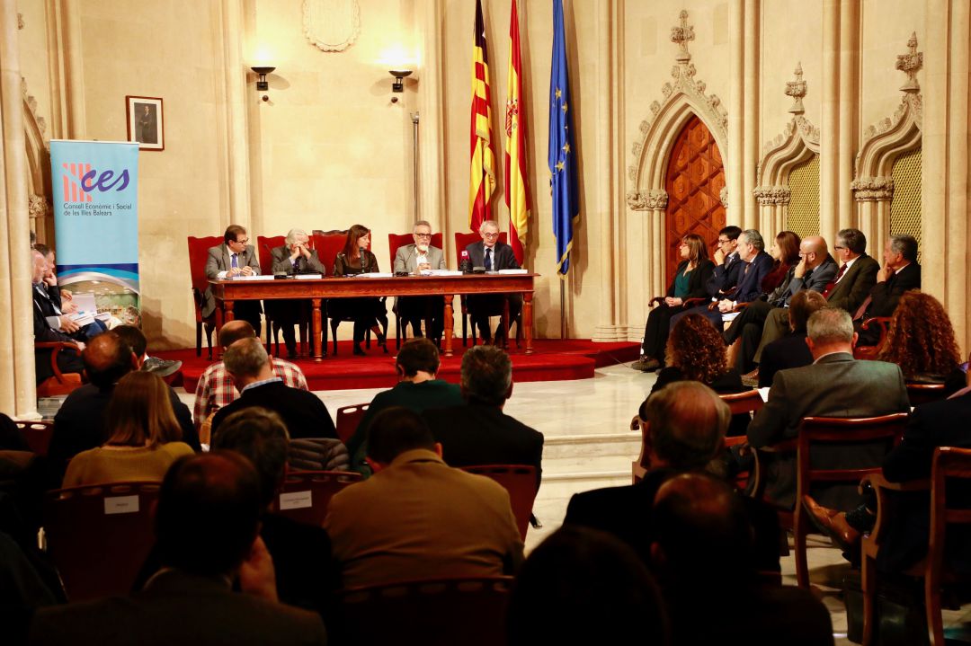 Balears tendrá 300.000 habitantes más en 2030, según el CES Balears tendrá 300.000 habitantes más en 2030, según el CES
