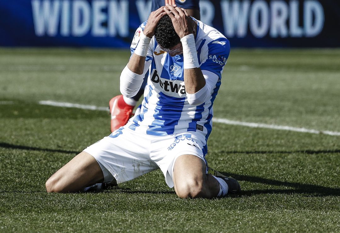 En-Nesyri lleva diez goles (8 en LaLiga y dos en Copa) esta temporada En-Nesyri lleva diez goles (8 en LaLiga y dos en Copa) esta temporada