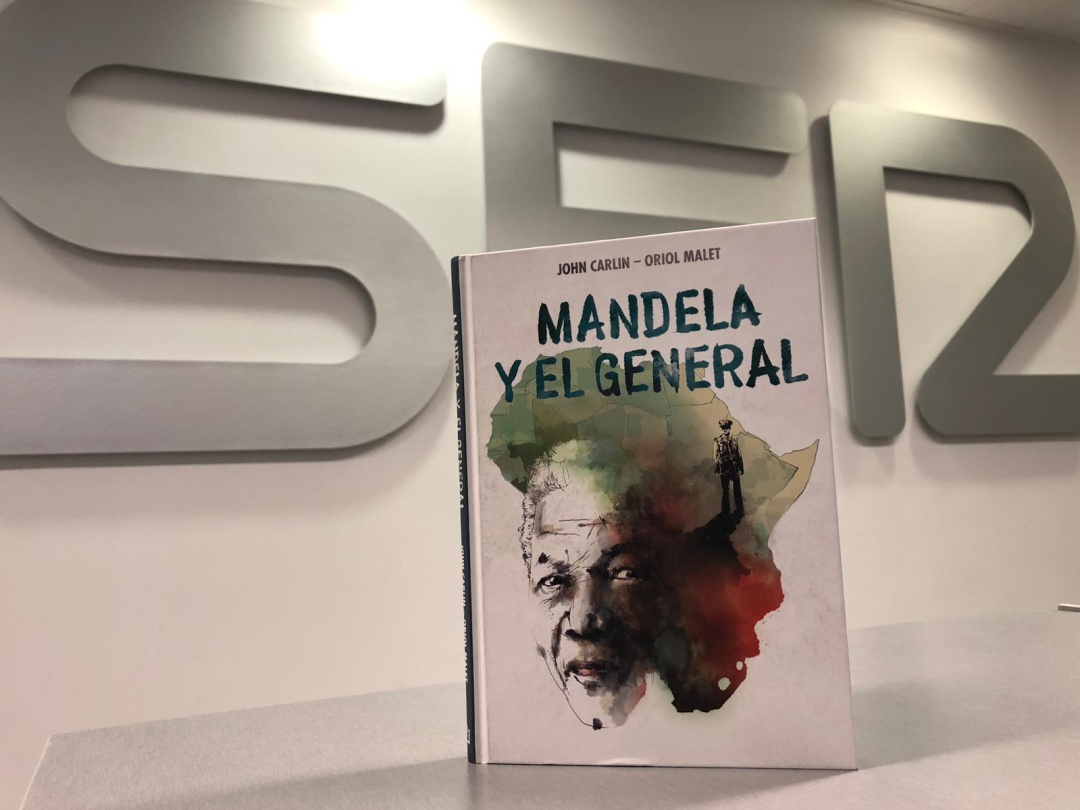 "Durante el Apartheid se llegó a pensar que había dos cielos, uno para negros y otro para blancos" "Durante el Apartheid se llegó a pensar que había dos cielos, uno para negros y otro para blancos"