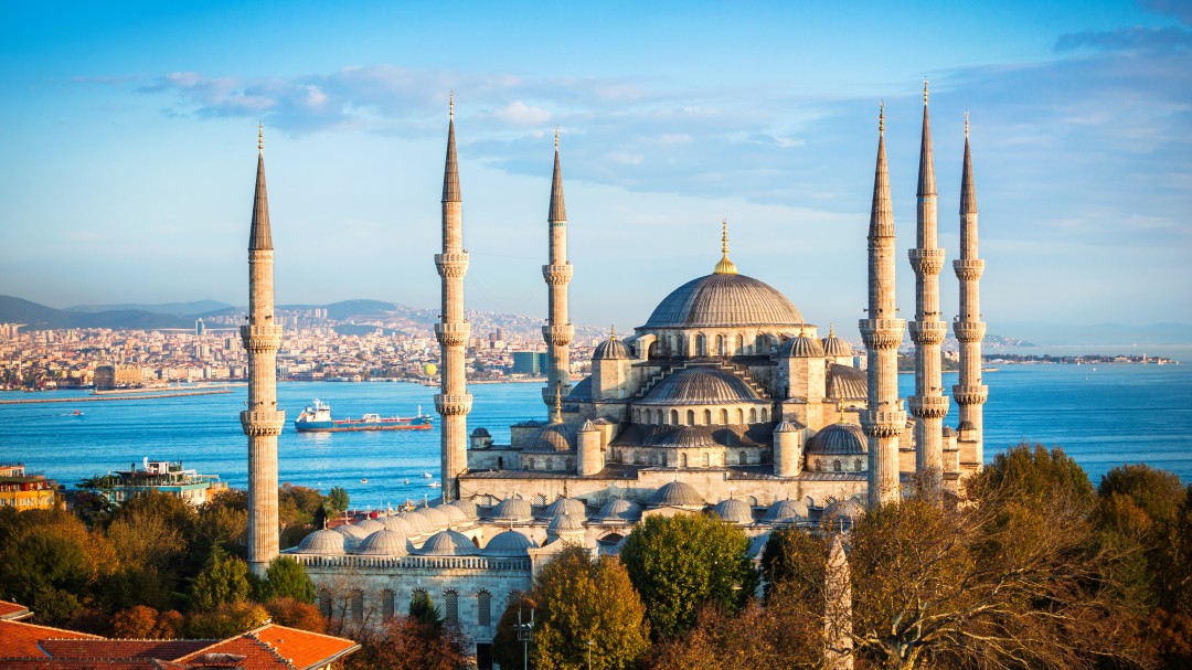 Constantinopla pasa a ser Estambul