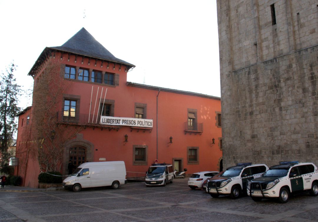 La Guàrdia Civil busca a la Seu d'Urgell documentació sobre frau en subvencions comunitàries