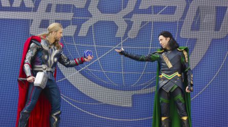 Únete a Spider-Man y a Thor en su lucha contra Loki Únete a Spider-Man y a Thor en su lucha contra Loki