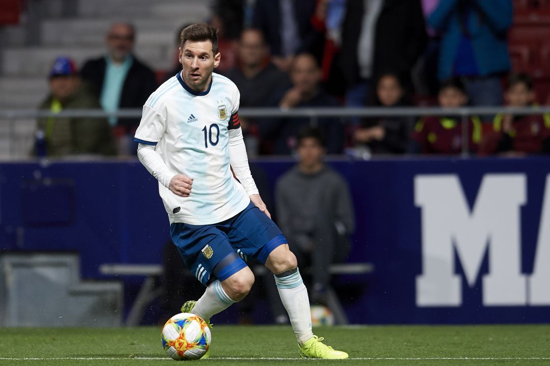 El jugador del Barcelona habla sobre las críticas recibidas por su actuación de la albiceleste. El jugador del Barcelona habla sobre las críticas recibidas por su actuación de la albiceleste.